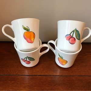 Set of 4 Corning Fruit Basket Cups